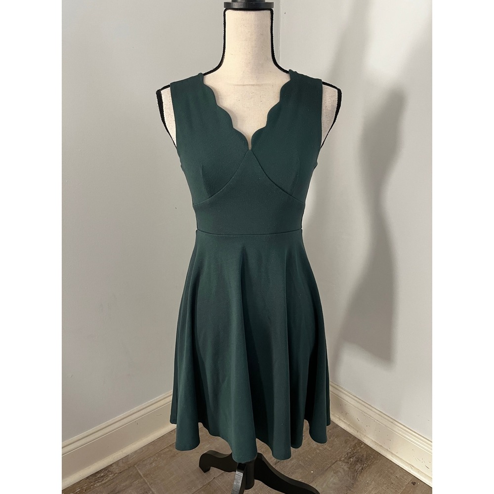 Scalloped Sleeveless Skater Dress XS Mini Pine Green Romantic Preppy Feminine